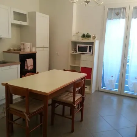 Apartment Nuovo Bilocale In Via Lagomaggio, 31 Rimini