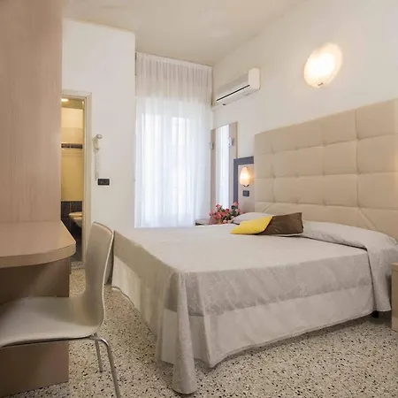 Veliero 3* Rimini
