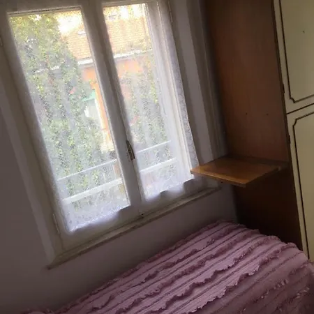 La Casa Di Clara Ombrellone Con 2 Lettini Al Lido San Giuliano Gratis E Parcheggio Privato Gratis