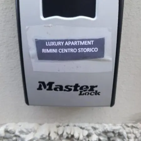 Centro Storico Apartment *