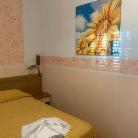 Hotel Emanuela 2*