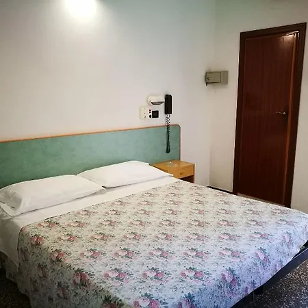 Haway Hotel 3*