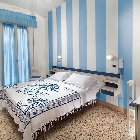 Otel Cheri Rimini