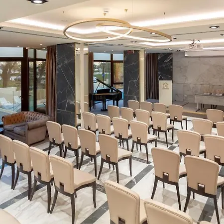 Hotel Sporting 4*