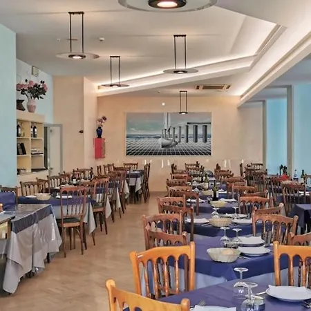 Hotel Cosmos