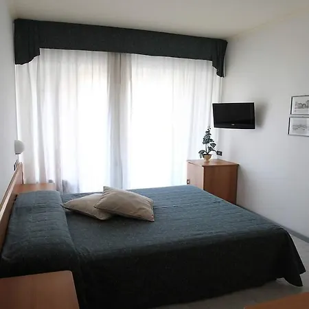 Hotel Sunset 4*