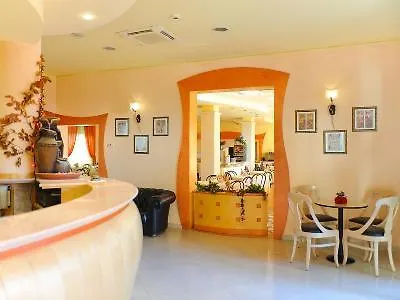 凡努奇酒店 里米尼