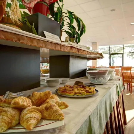 Atlas Hotel 3*