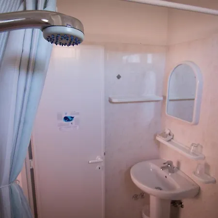 Tre Rose Hotel 3*