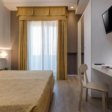 Astor Hotel