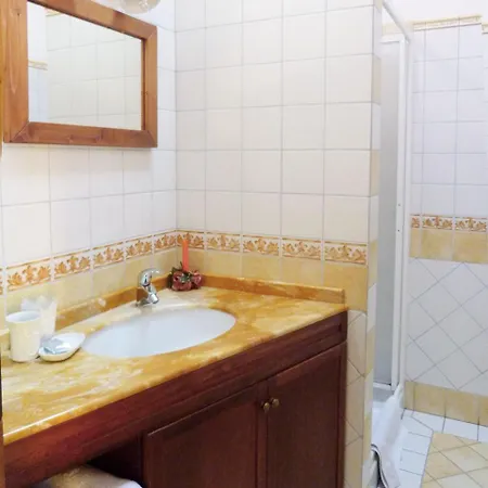 Pian Del Pigro Farm stay