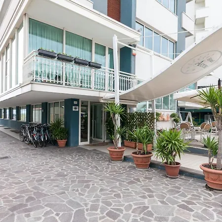 Astor Hotel