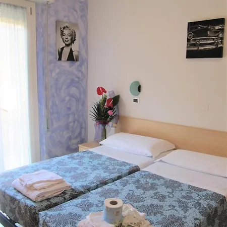 Elia Hotel 2*