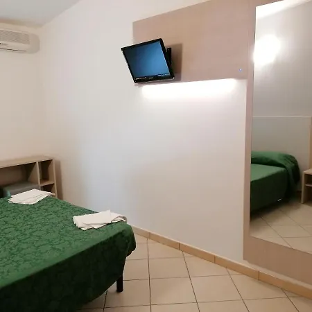 Hotel Andrea's 3*