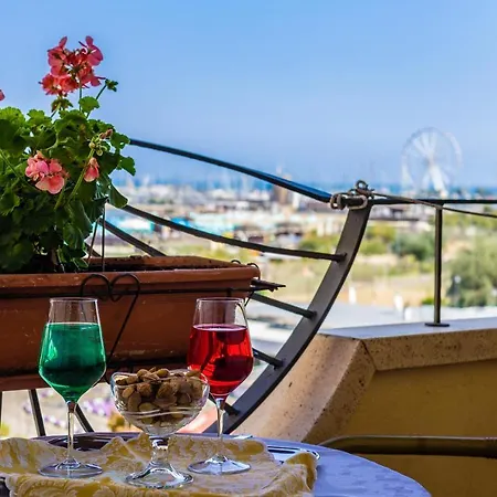 Hotel River Fronte Mare Con Piscina Rimini