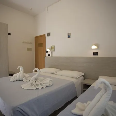 Denny Hotel