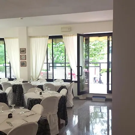 Szálloda Lime Rimini
