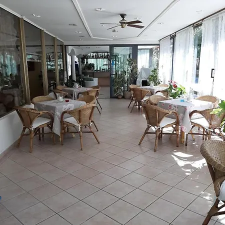 Hotel Alfredo's