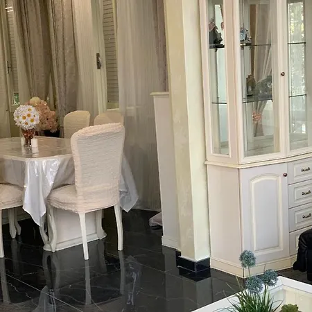 Neyra Beach Отель 3*