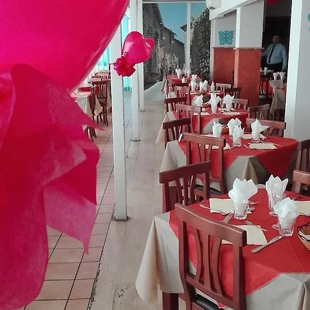 Galles Otel 3*