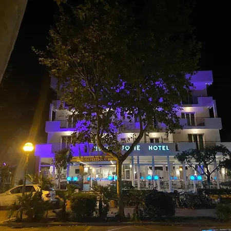 Jolie Hotell 3*