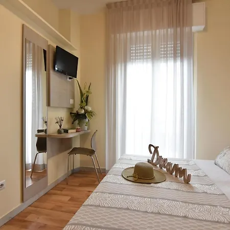 Hotel Jumbo 3*