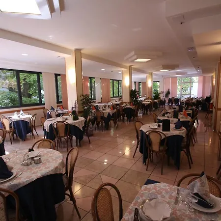 Hotel Colorado 3*