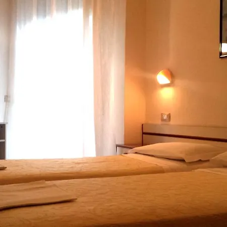 Otel Galles 3*