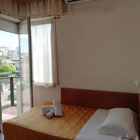 Goldene Rose Hotel