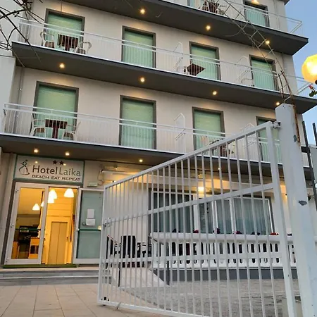 Laika Hotel 2*
