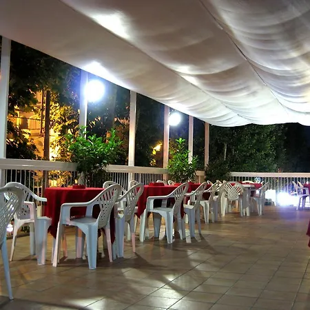 Galles 3* Rimini