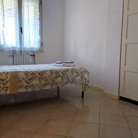 Semesterbostad Residenza Silvestro A 2 Minuti Dalla Fiera E Dal Mare! *