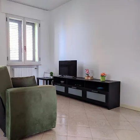 Semesterbostad Residenza Silvestro A 2 Minuti Dalla Fiera E Dal Mare! Rimini