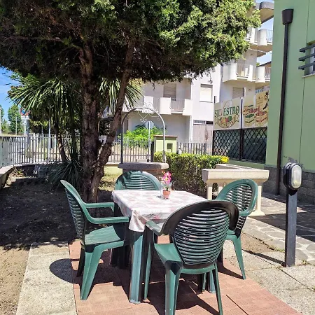 Residenza Silvestro A 2 Minuti Dalla Fiera E Dal Mare! Semesterbostad