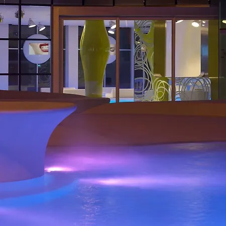 Hotel I-suite