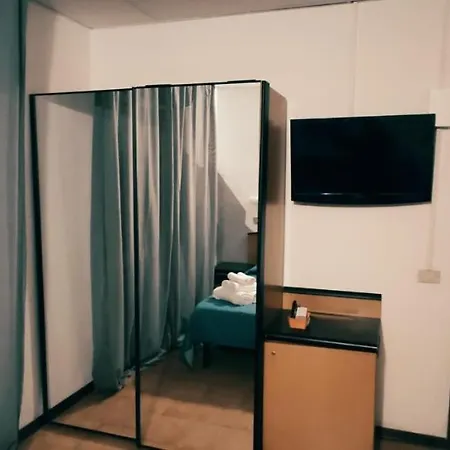 奥尔洛夫酒店