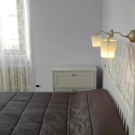Il Glicine Apartment *