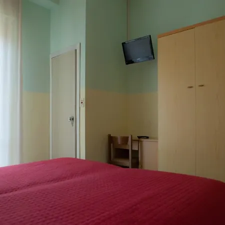 Ausonia Otel 3*
