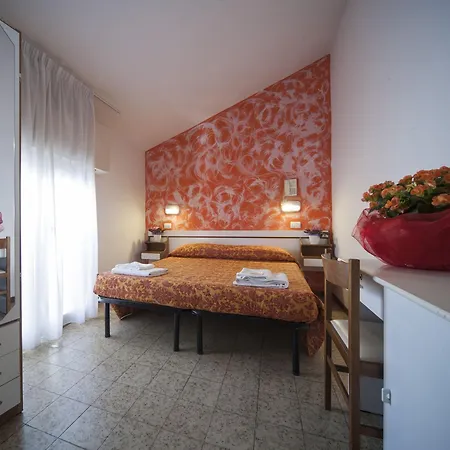 Luna 3* Римини
