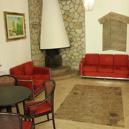 La Torretta Bramante 3* Римини