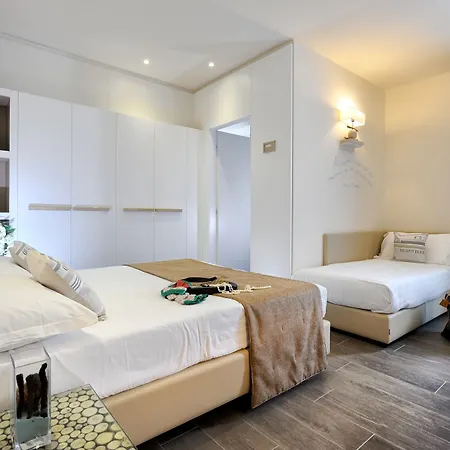 Life Hotel