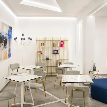 One Design Hotel 4*