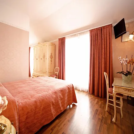 Hotell President