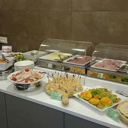 Accademia Hotel