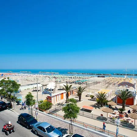 Hotel Mauri 2*