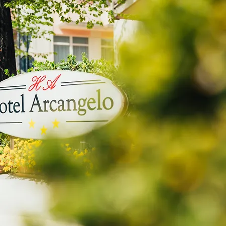Arcangelo Roof Hotel