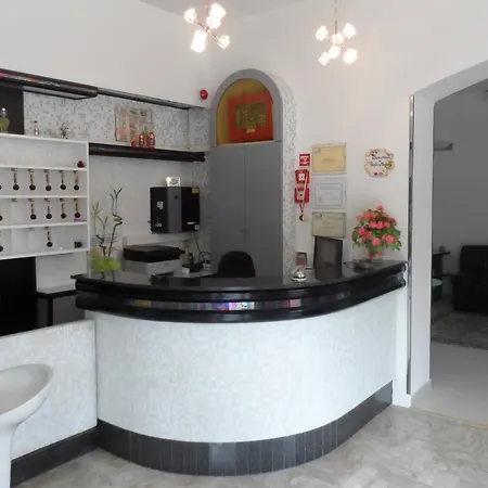 La Dolce Hotel 3*