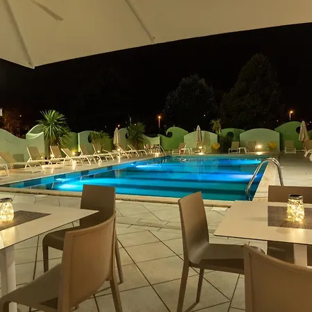 Nero D'avorio Aparthotel *