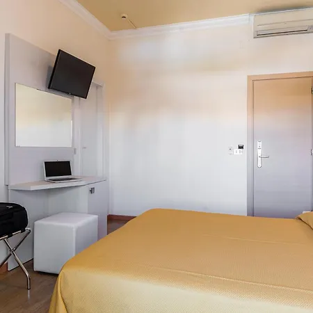 Hotel Corinna