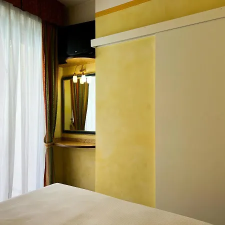 Soleblu Hotel 3*